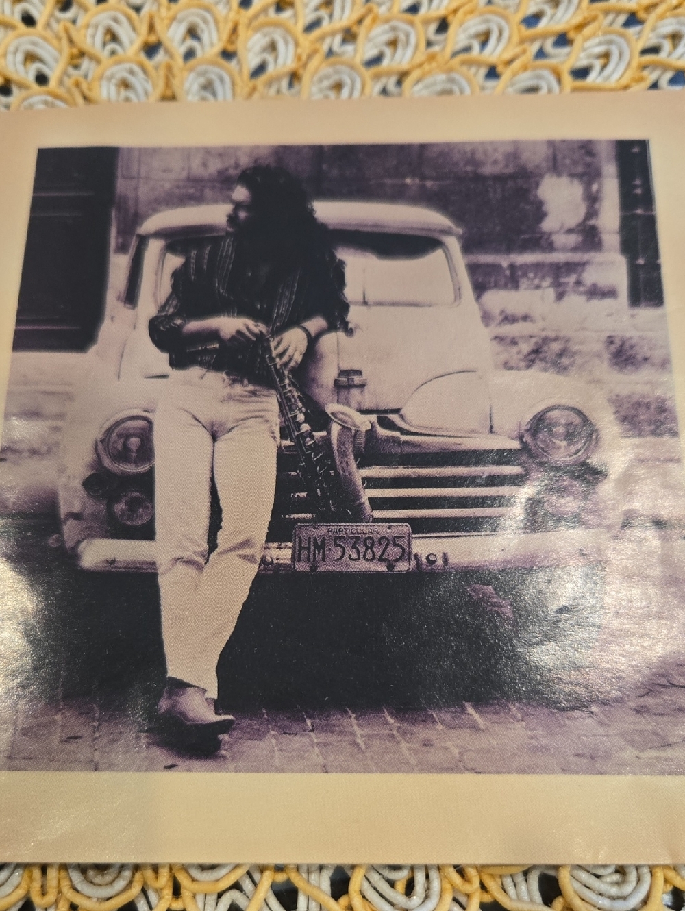 Sony White CD with Red & Blue Text - Ricardo Arjona 'Historias' - Picture 6 of 12